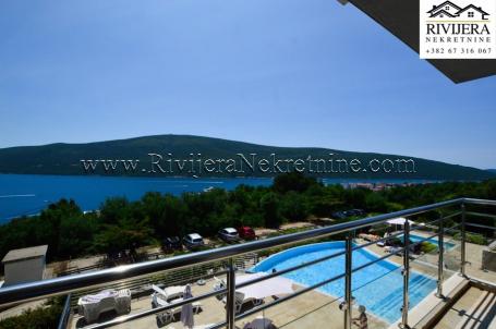  2 bedroom apartment with stunning sea view in Djenovic