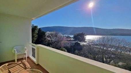 CRES ISLAND, CRES - Apartment second row to the sea