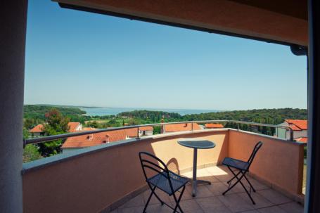Vila, Istra, Premantura, 13 apartmana sa predivnim pogledom na more