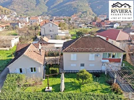 For sale 2 houses in Zelenika Herceg Novi
