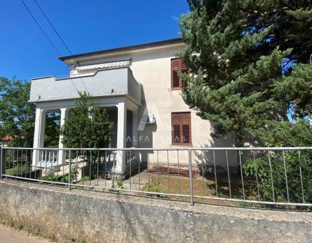 Malinska, two detached houses in a quiet location !! ID 275