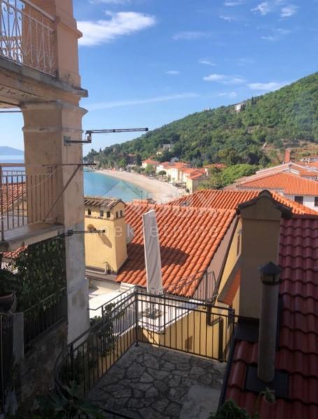 OPATIJA, MOŠĆENIČKA DRAGA, two apartments in the old town, 50m from the sea