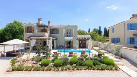 Središnja Istra, prekrasna Villa na odličnoj lokaciji