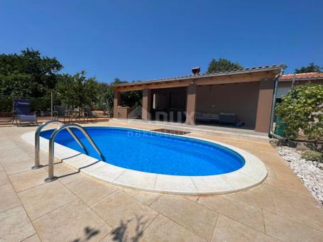 ISTRIA, VALTURA - House with swimming pool near the sea