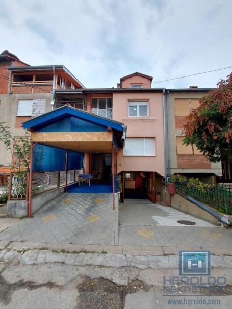 Jagodina Tavrića obori 72.500 € Kuća Prodaja