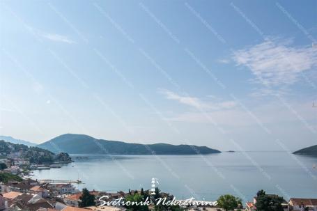 Stan sa pogledom na more u centru Igala – Herceg Novi