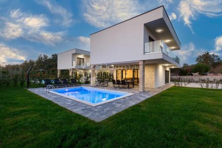 Beautiful modern villa, Poreč 256 m2
