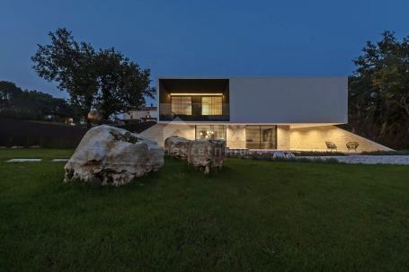 ISTRA, POREČ - Impresivna dizajnerska kuća s bazenom