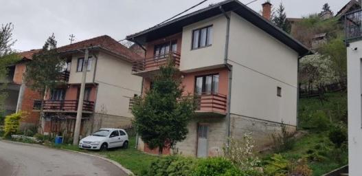 Prodaje se kuća 130 m2, Sjenička bb,  Prijepolje