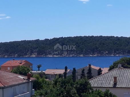 RAB ISLAND, BARBAT - Villa with 5 apartments 250 m from the sea