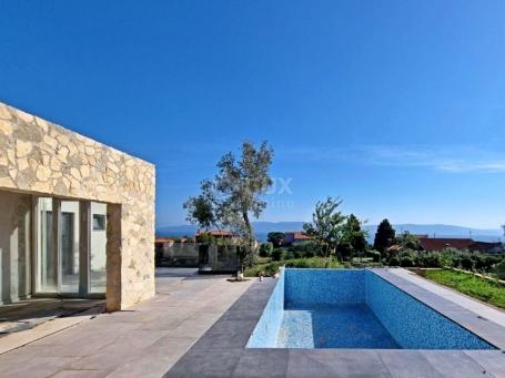 ISTRIA, RABAC - Ground floor house with pool near the sea