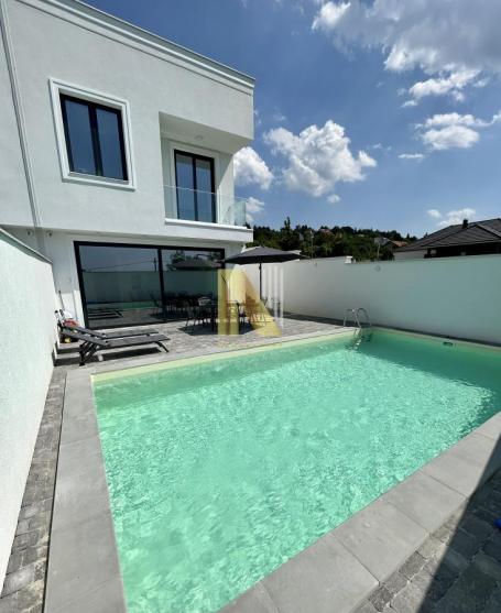 Sremska Kamenica, nova, moderno opremljena kuća sa bazenom