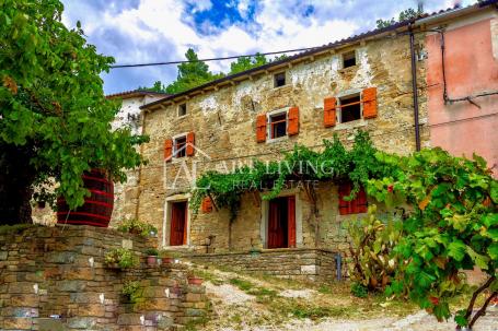 Istra-Oprtalj, stone Istrian house with an open view