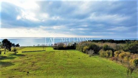 Umag-surroundings, building plot T1, T2 and T3 in a TOP location with sea view