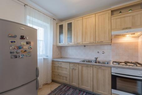 Istra, Tar, simpatičan namješten stan NKP 58, 17 m2 sa jednom spavaćom sobom u mirnom đelu naselja
