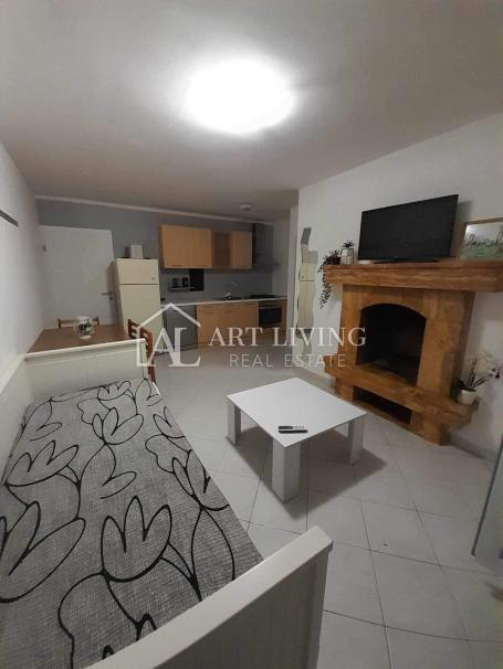 Istria, Poreč, surroundings - attractive apartment in an excellent location - OPPORTUNITY
