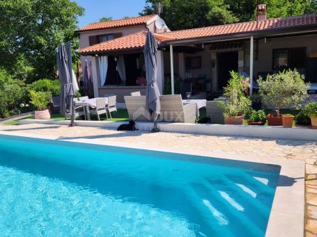 ISTRIA, LABIN - House with 2 residential units, swimming pool and large garden