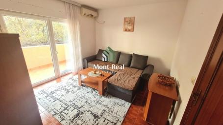 One bedroom apartment for rent above Parma, Budva