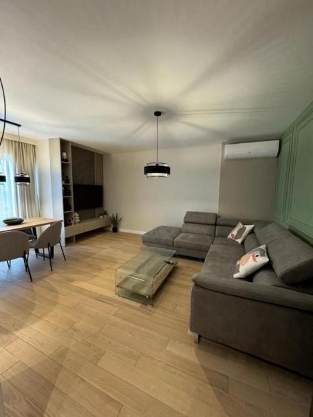 Two-bedroom flat for rent-Tivat