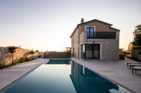 ISTRIA, BRTONIGLA - Luxury semi-detached villa in an idyllic location