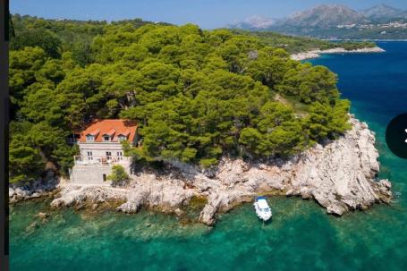 Otok Koločep (Dubrovnik), vila s ekskluzivnom pozicijom prvi red do mora 