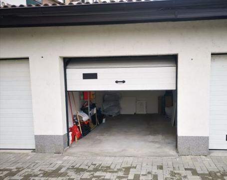  Salajka  Garaže Kvadratura 15 m2