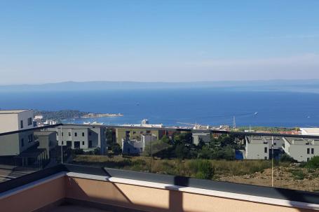 Makarska, nova  vila s bazenom panoramski pogled na more