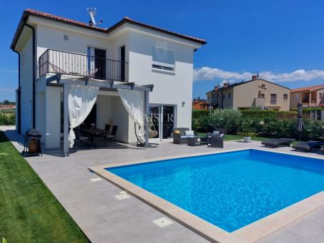 Istria - Poreč, beautiful villa with pool and sea view.