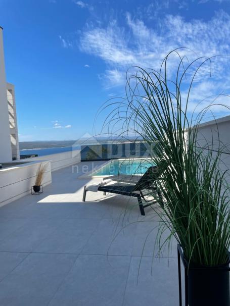 CRIKVENICA - Beautiful apartment with pool, new building