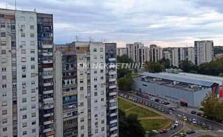 Novi Beograd, blok 64, stan 90m2
