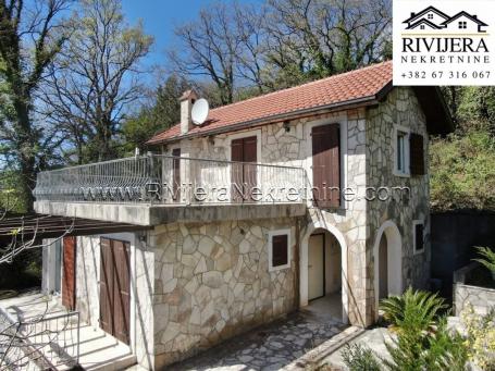 Stone house with excellent sea view Mojdez Herceg Novi