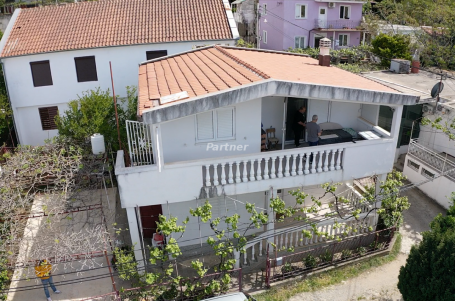 House of 120 m2 on a plot of 172 m2 in Gorelac, Sutomore