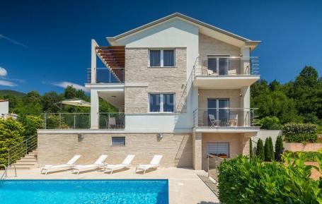 OPATIJA - beautiful villa with pool for long-term rent, panoramic sea view and surrounded by greener