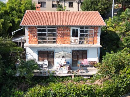 OPATIJA - house 140m2 with a panoramic view of the sea + surroundings 386m2