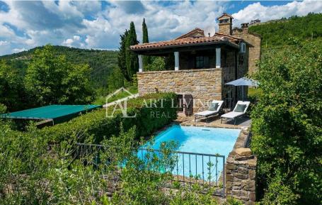 ISTRIA, MOTOVUN, SURROUNDINGS - Stone house with a swimming pool and a panoramic view of the beautif