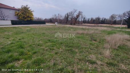 ISTRIA, POREČ - Spacious plot of land in a great location