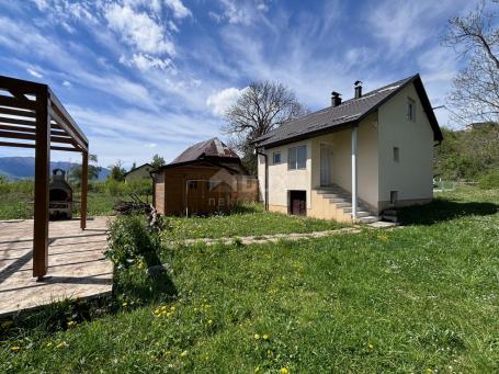 LIKA, PODOŠTRA - Nice secluded house with a spacious garden
