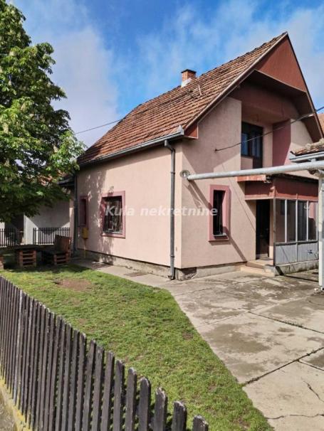 Prodaje se stambeno poslovni kompleks na Ibarskoj magistrali u Ljubićskoj Baluzi