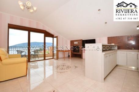 Two-bedroom apartment with a great view of the sea, Hereg Novi Zelenika