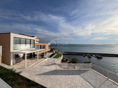 ZADAR, RTINA - Impressive luxury villa by the sea