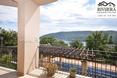 Two luxury apartments for sale in Herceg Novi Topla 2