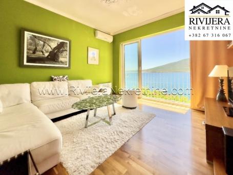 For sale one-bedroom apartment in Đenovići first line of the properties by the s