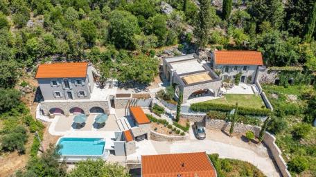 Izdavanje, Kuća, 400m2 , Herceg Novi