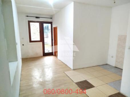 Stan na Altini sa dvorištem 4.3 ari+76m2 -Hemingvejeva ID#3543