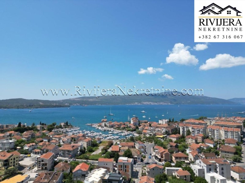 Na prodaju dvosoban stan Tivat