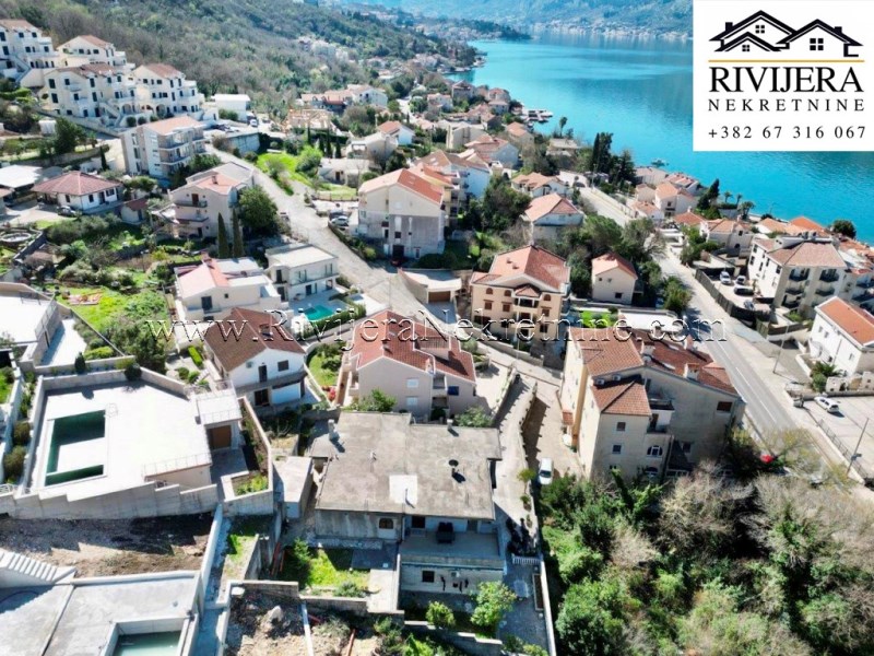 Na prodaju porodicna kuca Kotor