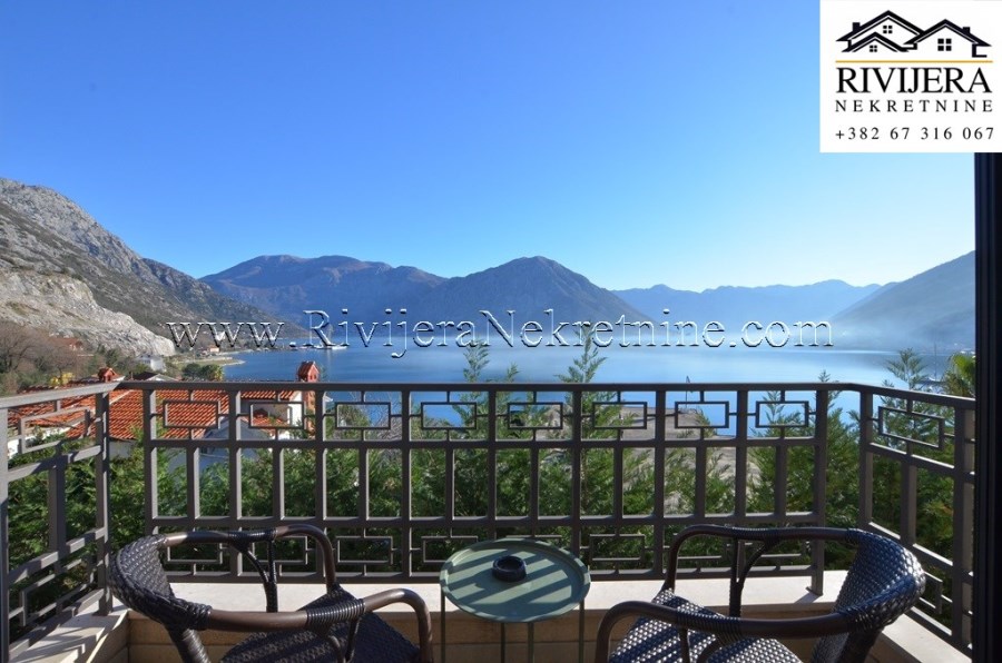 Na prodaju jednosoban stan u luksuznom kompleksu Morinj Kotor