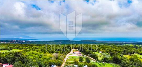 Marčana, okolica, kombinirano zemljište u blizini mora 