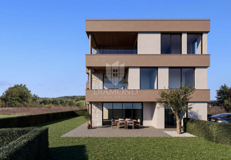 Poreč– prekrasan dvosobni stan 64 m² s terasom i pogledom
