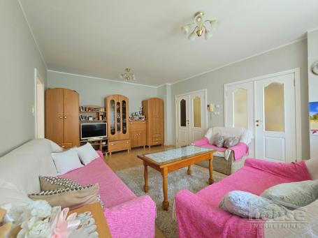 NOVI SAD - LIPOV GAJ - 69.00 m2